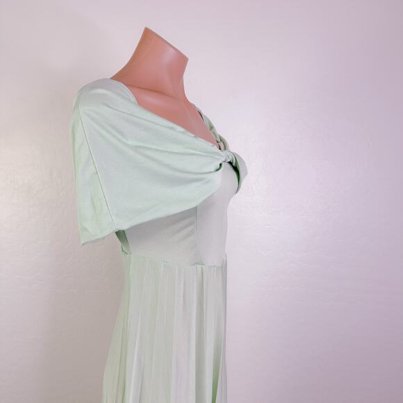 Whimsical Fairy Romantic Garden Twist Off Shoulder Pleated Maxi Dress Sage 8 NEW - Picture 4 of 12